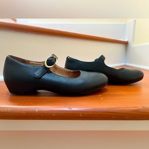 Dansko Black Mary Janes Size 37